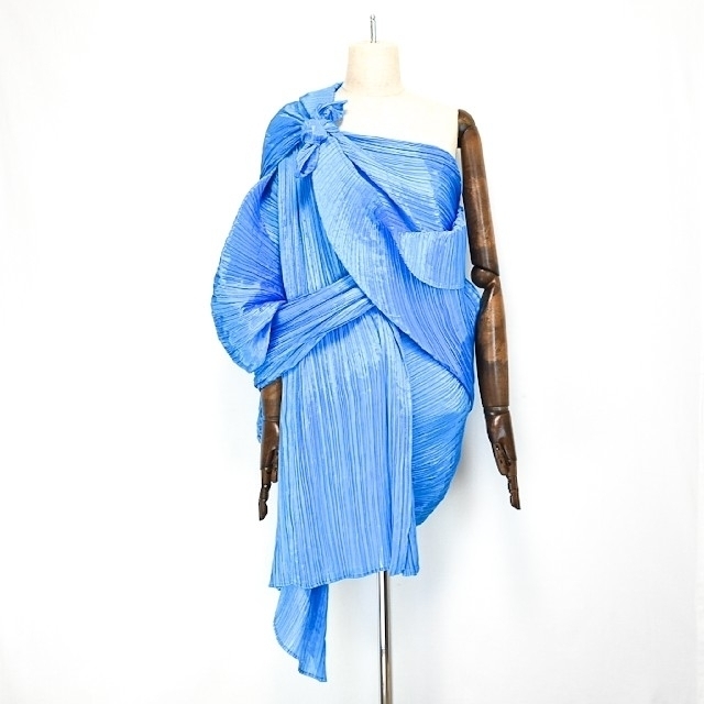 PLEATS PLEASE イッセイミヤケ プリーツ ポンチョ ケープ 大判 csm.fi.cr