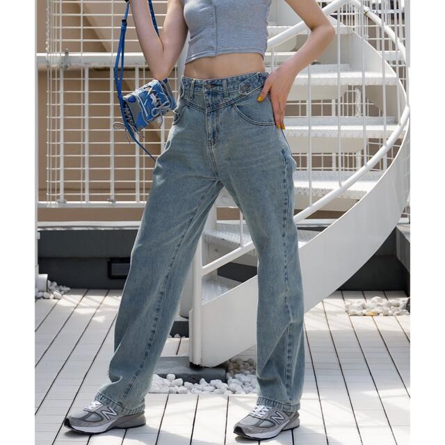 ALEXIA STAM(アリシアスタン)のaclent Front design loose tapered jeans レディースのパンツ(デニム/ジーンズ)の商品写真