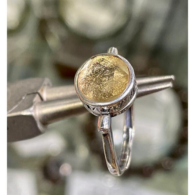 激安卸価格 天然ギベオン指輪 鉄隕石　メテオライト　シルバー925 ゴールド レディースのアクセサリー(リング(指輪))の商品写真