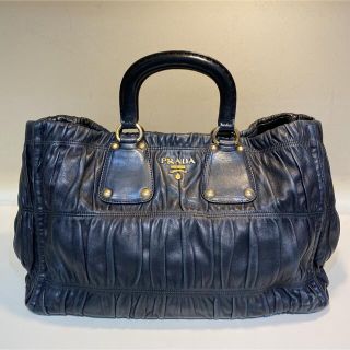 プラダ(PRADA)のPRADA プラダ ハンドバッグ　ナッパゴーフル　ブラック　BN1924(ハンドバッグ)