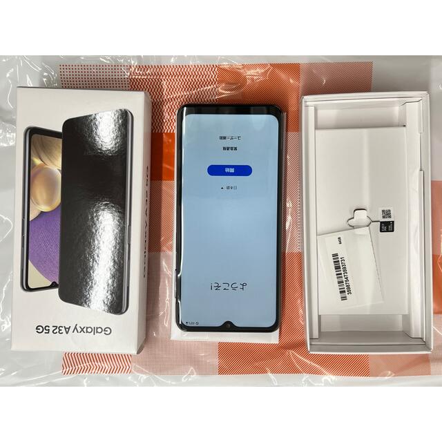 Galaxy(ギャラクシー)の夏休み！新品未使用Galaxy A32 5Gオーサムブラック 64 GB au  スマホ/家電/カメラのスマートフォン/携帯電話(スマートフォン本体)の商品写真