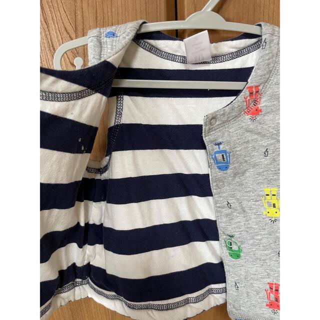 babyGAP(ベビーギャップ)のbaby gapベスト　12-18m キッズ/ベビー/マタニティのベビー服(~85cm)(カーディガン/ボレロ)の商品写真