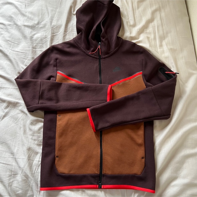 NIKE(ナイキ)のNIKE Tech Fleece Hoodie Setup  メンズのトップス(ジャージ)の商品写真