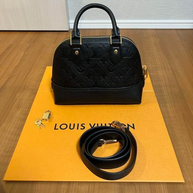 最安値人気LOUIS VUITTON - LOUIS VUITTON ルイヴィトン アルマ Almaの
