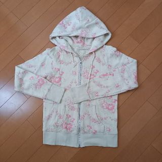 ユニクロ(UNIQLO)のユニクロ パーカー CABBAGES & ROSES(パーカー)