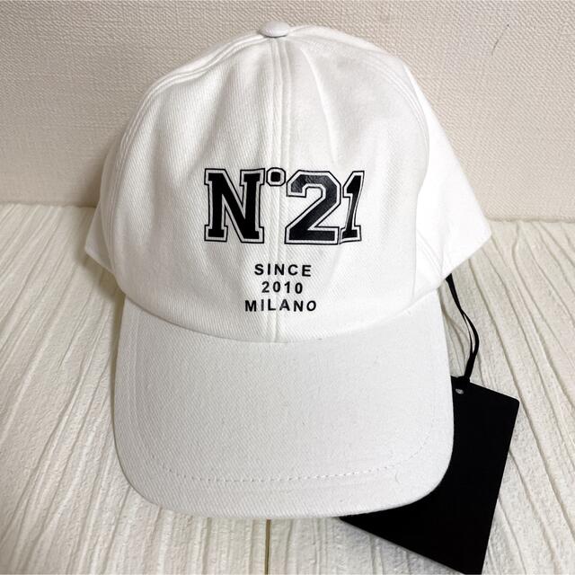 ヌメロヴェントゥーノ n21 帽子 キャップ 白 ホワイト amareloae.com.br