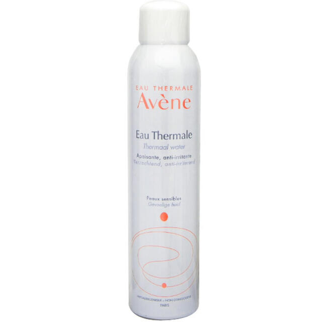 Avene(アベンヌ)のアベンヌウォーター　300ml 2本　セット　新品　未開封　ミスト　化粧水　人気 コスメ/美容のスキンケア/基礎化粧品(化粧水/ローション)の商品写真