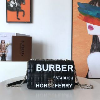 希少　未使用　BURBERRY　バーバリー　ローラ　チェーン　ショルダーバッグ