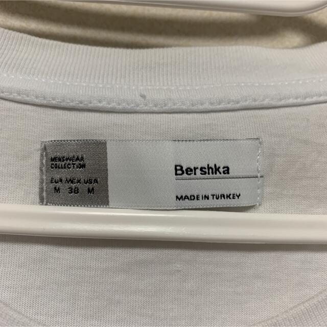 Bershka(ベルシュカ)の【葉っぱ柄プリント】メンズTシャツ メンズのトップス(Tシャツ/カットソー(半袖/袖なし))の商品写真