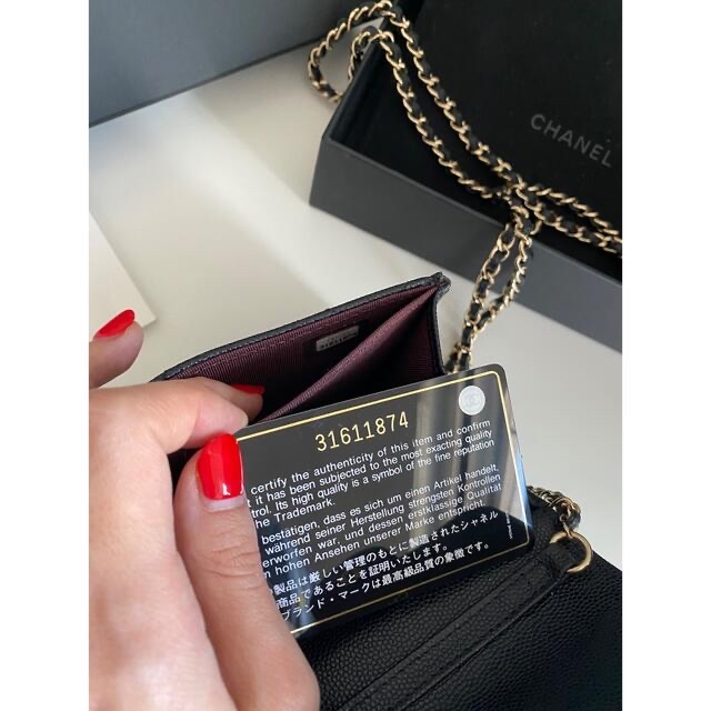 CHANEL(シャネル)のCHANEL チェーンウォレット　31番台　ブラック　シャンパンゴールド　バッグ レディースのバッグ(ショルダーバッグ)の商品写真