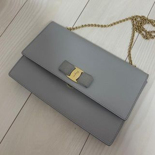 サルヴァトーレフェラガモ(Salvatore Ferragamo)のフェラガモ　バッグ(ショルダーバッグ)