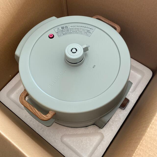 アイリスオーヤマ(アイリスオーヤマ)の専用　アイリスオーヤマ電気圧力鍋(調理機器)