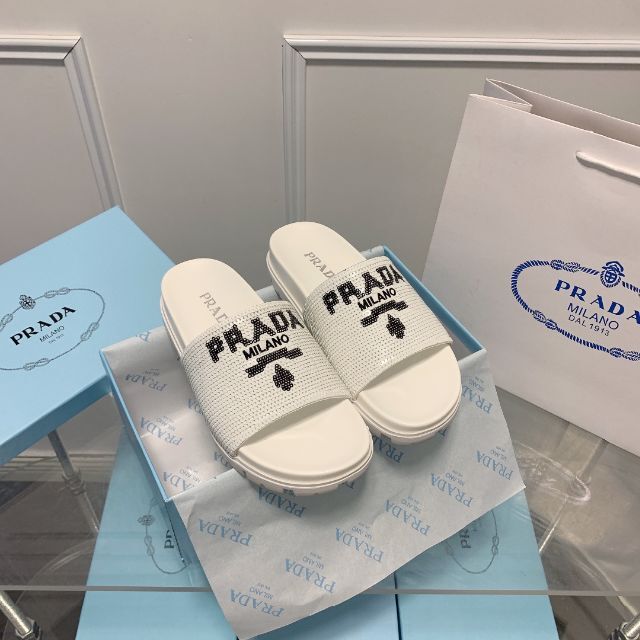 れなし PRADA - 新品未使用PRADA 22ss スリッパの通販 by merry 's shop|プラダならラクマ しないでく - れなし PRADA - 新品未使用PRADA 22ss スリッパの通販 by merry 's shop|プラダならラクマ しないでく -