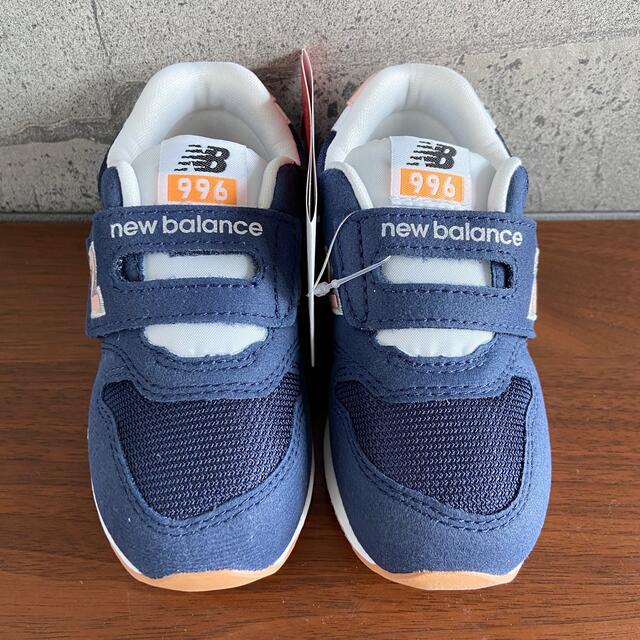 New Balance(ニューバランス)の【新品】15.5センチ ネイビー×ピンク ニューバランス スニーカー キッズ キッズ/ベビー/マタニティのキッズ靴/シューズ(15cm~)(スニーカー)の商品写真