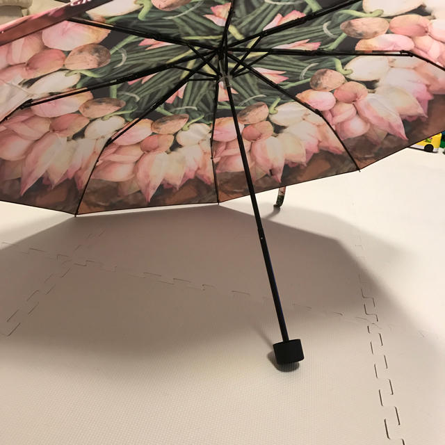 GRACE CONTINENTAL(グレースコンチネンタル)の最終値下げ！グレースコンチネンタル 折りたたみ傘 レディースのファッション小物(傘)の商品写真
