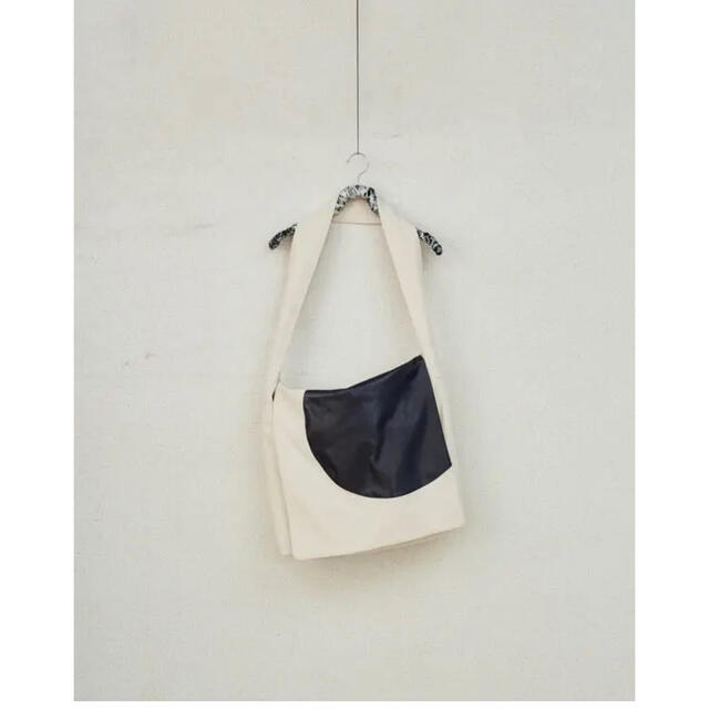 adaptart NEWSPAPER BAG〈新品未使用タグ付き〉 早い者勝ち www