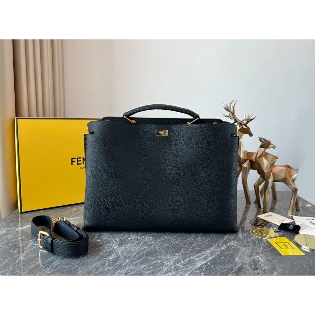 FENDI - 希少美品 フェンディのバッグ