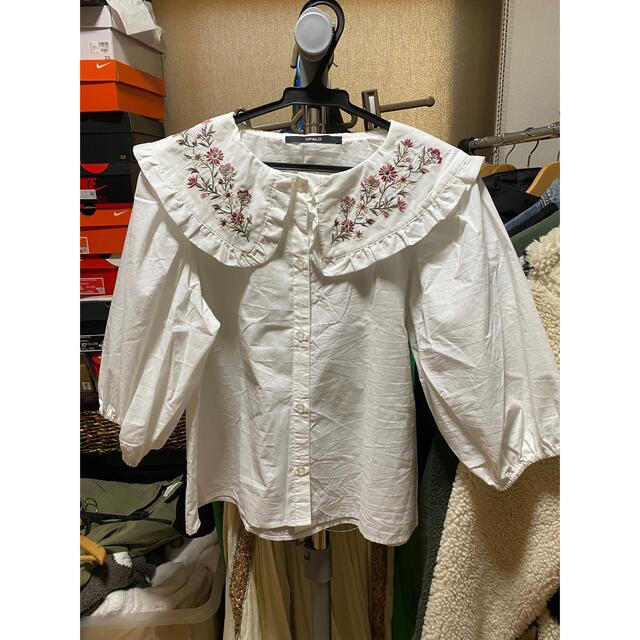 powder 半袖 刺繍ブラウス お値下げしました‼️