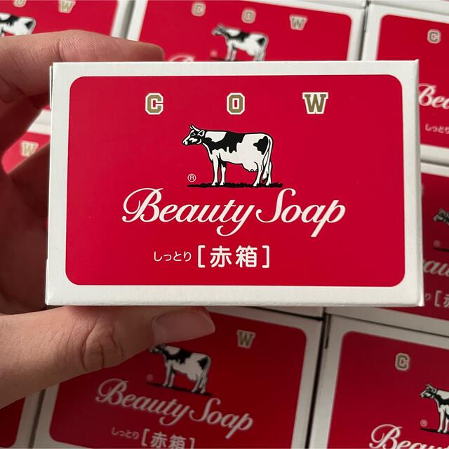 COW(カウブランド)の牛乳石鹸　赤箱 コスメ/美容のボディケア(ボディソープ/石鹸)の商品写真