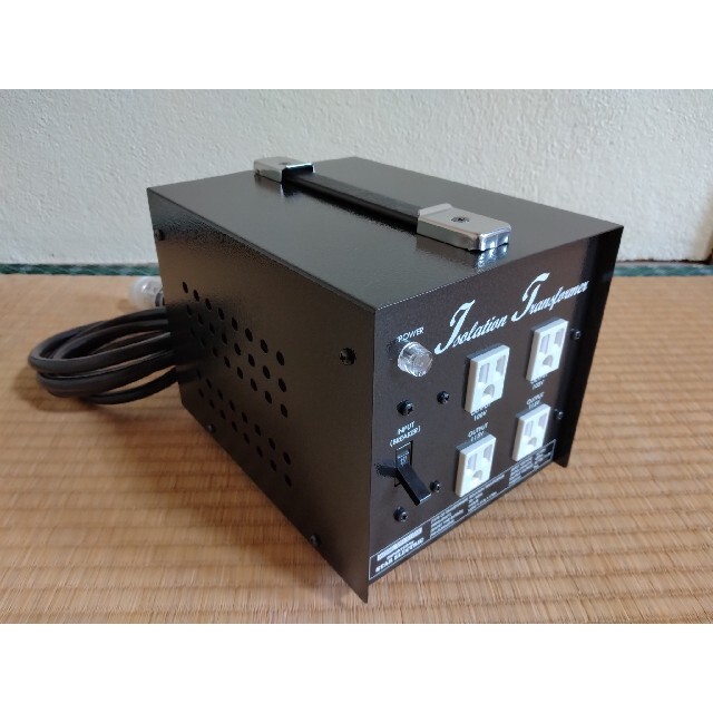 プロケーブル ギタリスト電源 アイソレーション電源トランス プロケーブル ギタリスト電源 アイソレーション電源トランス