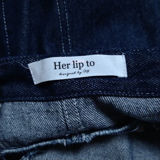 Her lip to(ハーリップトゥ)のHerlipto High-waisted Denim Effect Skirt レディースのスカート(ロングスカート)の商品写真