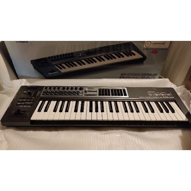 Roland PCR-500 Midi Keyboard Controller 楽器のDTM/DAW(MIDIコントローラー)の商品写真