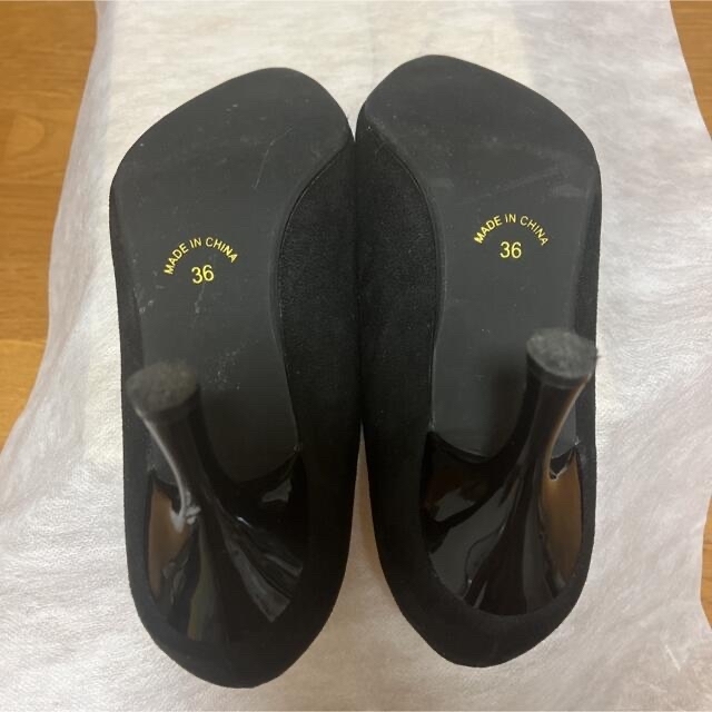 AmiAmi(アミアミ)のAmiAmi　走れるパンプス　スエード　ブラック 23.5 レディースの靴/シューズ(ハイヒール/パンプス)の商品写真