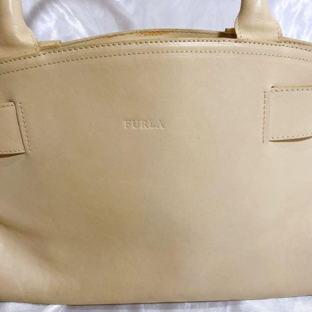 Furla(フルラ)のフルラ ハンドバッグ　FURLA  本革　レザー　レディース　カバン　ビジネス レディースのバッグ(ショルダーバッグ)の商品写真