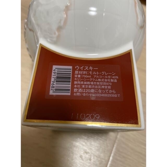 古酒　ﾛﾊﾞｰﾄﾌﾞﾗｳﾝ 2000年記念ﾎﾞﾄﾙ 食品/飲料/酒の酒(ウイスキー)の商品写真