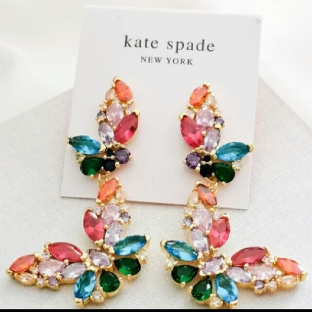 kate spade new york(ケイトスペードニューヨーク)の２セット【新品】kate spade ケイトスペード　バタフライピアス レディースのアクセサリー(ピアス)の商品写真