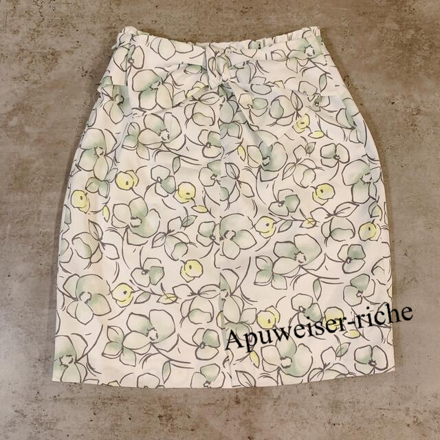 【美品】Apuweiser-riche 花柄スカート