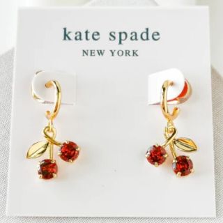 ケイトスペードニューヨーク(kate spade new york)のNEW【新品】kate spade ケイトスペード チェリーゴールドレッドハギー(ピアス)