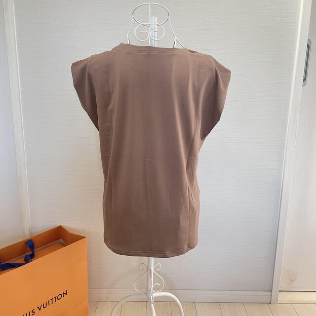 レディース ノースリーブ Mサイズ シンプル シャツ 韓国 ベーシック ブラウン レディースのトップス(シャツ/ブラウス(半袖/袖なし))の商品写真