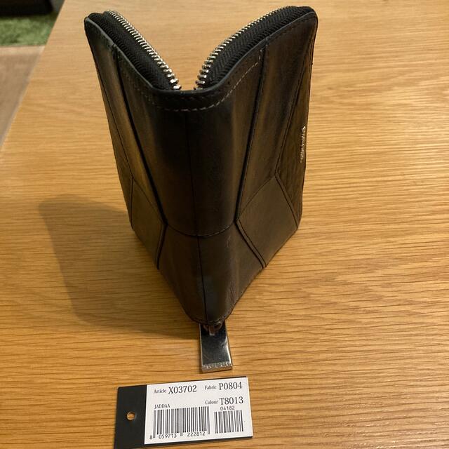 DIESEL(ディーゼル)のディーゼル　ジッパーシリーズ　二つ折り　財布　x03702 レディースのファッション小物(財布)の商品写真