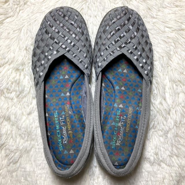 SKECHERS(スケッチャーズ)のSKECHERS スケッチャーズ Relaxed FIT グレー 23cm レディースの靴/シューズ(スリッポン/モカシン)の商品写真