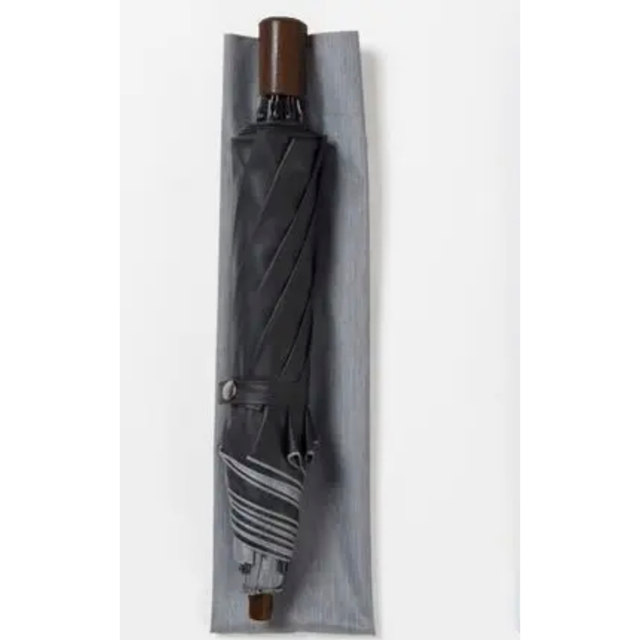 サンバリア100  ２段折　グレー　大判 レディースのファッション小物(傘)の商品写真