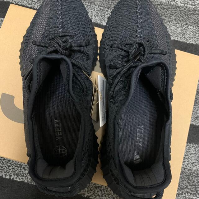 adidas(アディダス)のYEEZY BOOST 350 V2  ONYX メンズの靴/シューズ(スニーカー)の商品写真