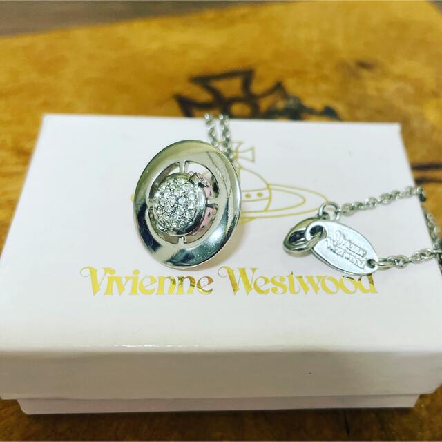 Vivienne Westwood(ヴィヴィアンウエストウッド)のレアVivienneWestwood ピンクサテライト/パヴェオーブネックレス レディースのアクセサリー(ネックレス)の商品写真