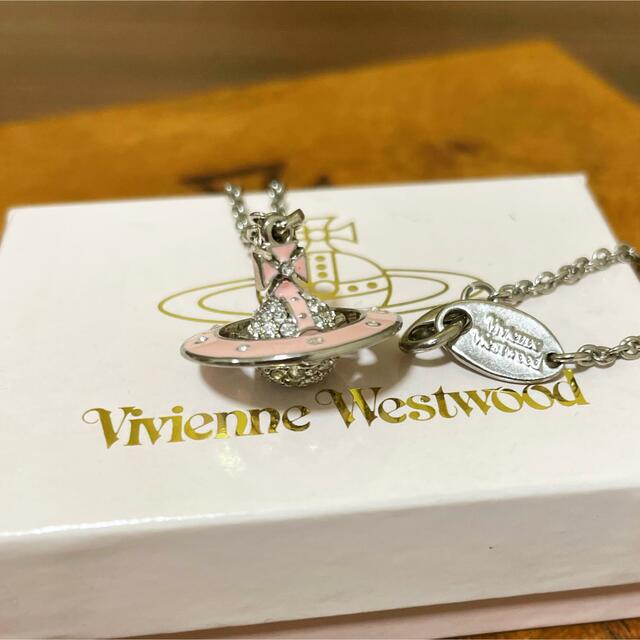 Vivienne Westwood(ヴィヴィアンウエストウッド)のレアVivienneWestwood ピンクサテライト/パヴェオーブネックレス レディースのアクセサリー(ネックレス)の商品写真