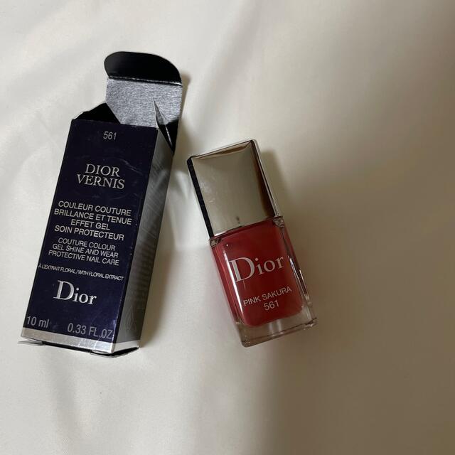 Christian Dior(クリスチャンディオール)のディオール   ピンクサクラ　　ネイル コスメ/美容のネイル(マニキュア)の商品写真