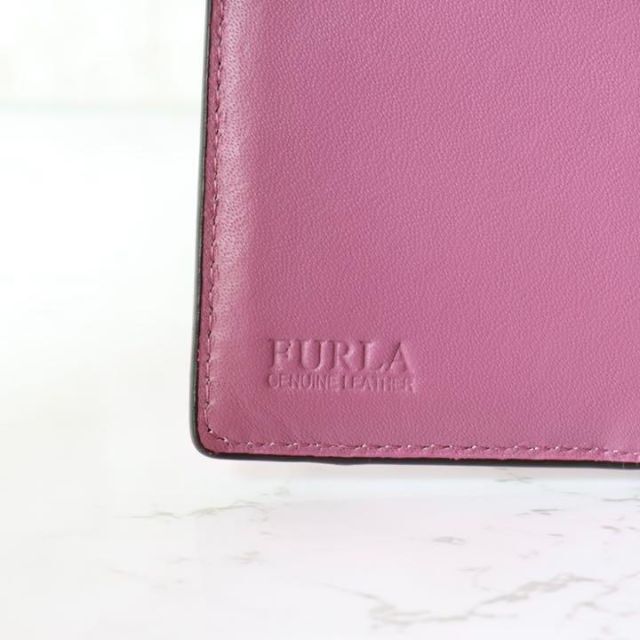 今日だけの価格　正規品　激安新品未使用　FURLA  小さい財布⭐️ 早い者勝ち