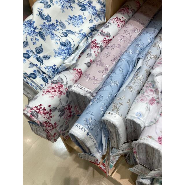日傘 ウィリアムモリス アネモネ柄(ベージュ) 作成店(布別で2万円程