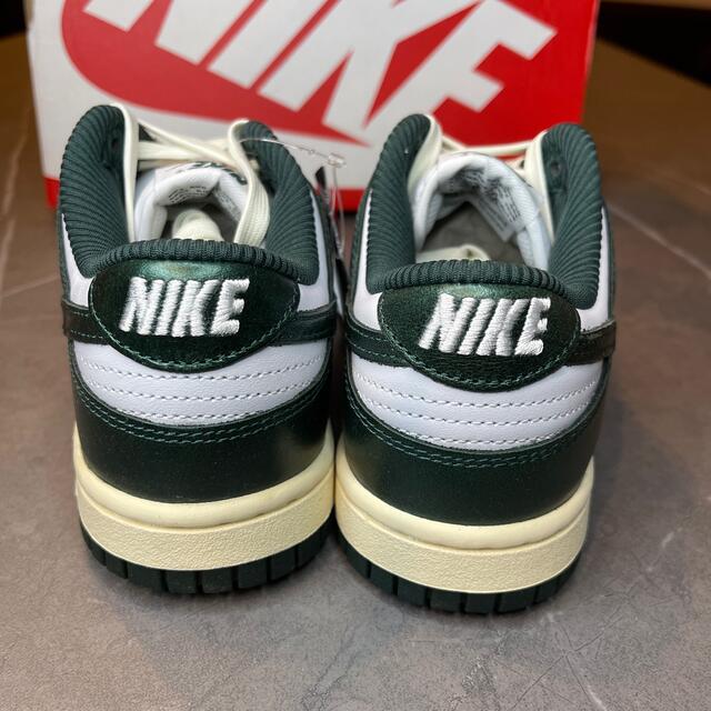 Nike WMNS Dunk Low "Vintage Green"