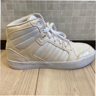 アディダス(adidas)のアディダス　ミドルカット　白(スニーカー)