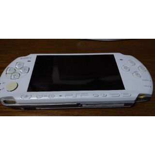 プレイステーションポータブル(PlayStation Portable)のPSP-3000 本体(携帯用ゲーム機本体)