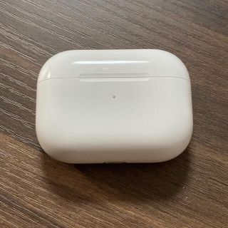 アップル(Apple)の【正規品】Appl AirPods pro 充電器(ヘッドフォン/イヤフォン)