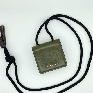 スマホケース新品！未使用品(^^)   MARNI モバイルケース