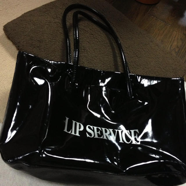 LIP SERVICE(リップサービス)のlip service トートバッグ レディースのバッグ(トートバッグ)の商品写真