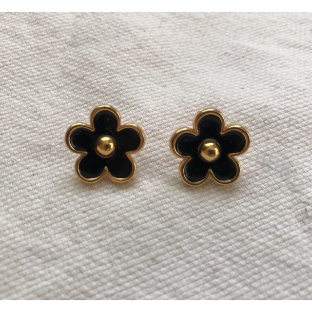 MARY QUANT(マリークワント)の花柄　ピアス レディースのアクセサリー(ピアス)の商品写真