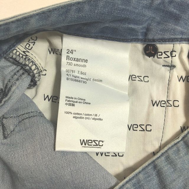 WeSC(ウィーエスシー)のWeSC デニム ショートパンツ ダメージ ライトカラー サイズ24’’ S相当 レディースのパンツ(ショートパンツ)の商品写真